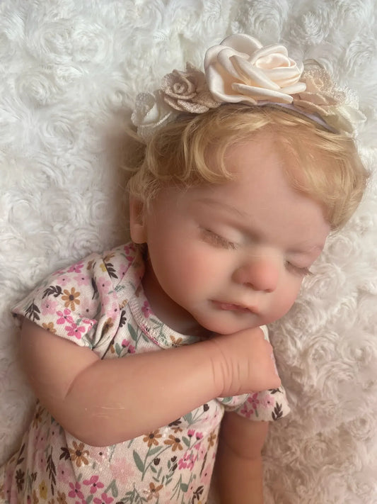 Lovely 18 Inch Silicone Reborn Girl Doll