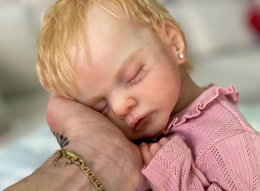 Lovely 18 Inch Silicone Reborn Girl Doll
